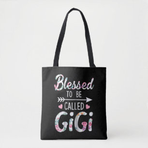 Bloral gesegnet, Gigi genannt zu werden