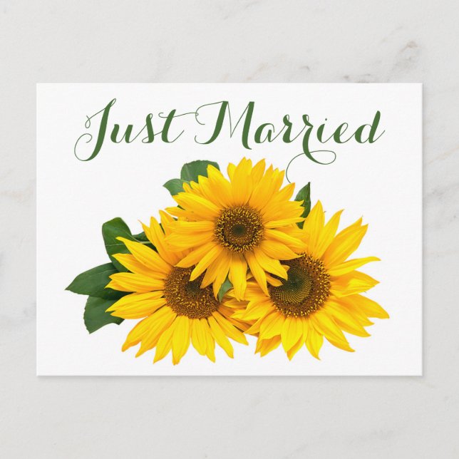Bloral Just Married Sunflower Yellow Green Wedding Ankündigungspostkarte (Vorderseite)