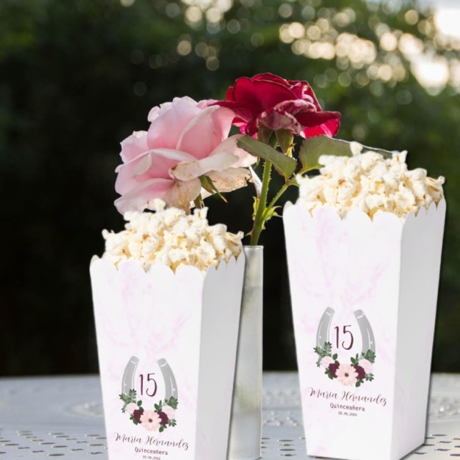 Bloraler Western Horseshoe Quinceanera Geschenkschachtel (Von Creator hochgeladen)