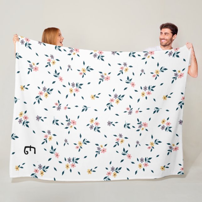 Blossom Charm Monogram Fleecedecke (Beispiel)