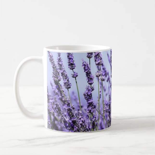 "Blossom Elegance: Blume Design Tasse (Links)
