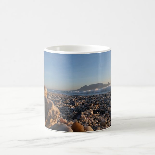 Blouberg Beach Table Mountains gestapelte Felsen Kaffeetasse (Mittel)