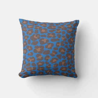 Blue and Brown Leopard Print Outdoor Pillow | Mode Kissen