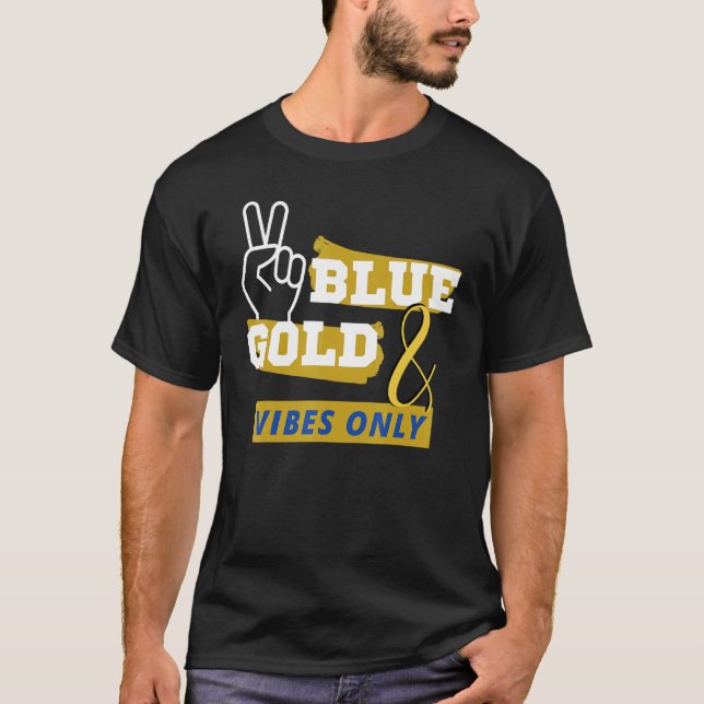 Blue And Gold Game Day Group  For High School Foot T-Shirt (Vorderseite)