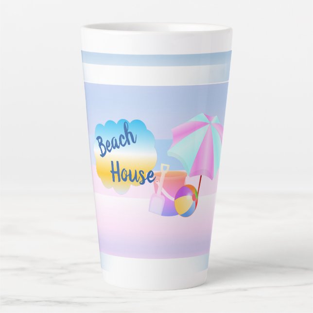 Blue and Pink Beach House Latte Tasse (Vorderseite)