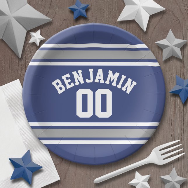 Blue and Silver Sports Jersey Individuelle Name Nu Pappteller (Personalized party plates - sports theme for birthday or any occasion)