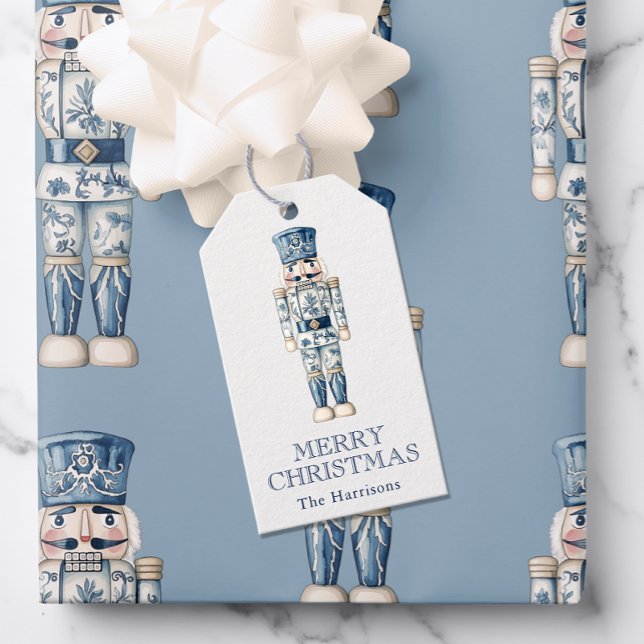 Blue and White Chinoiserie Christmas Nutcracker Geschenkanhänger (Von Creator hochgeladen)