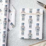 Blue and White Chinoiserie Christmas Nutcracker Geschenkpapier<br><div class="desc">PreppyPrint.com - Feiern Sie Weihnachten im Stil! Fügen Sie Ihre personalisierte Touch hinzu. Übertragen Sie dieses Design auch auf die Produkte Ihrer Wahl! Bitte besuchen Sie meinen Designer-Shop,  PreppyPrint.com,  um die Dinge zu koordinieren.</div>