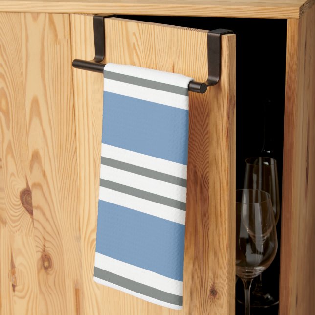 Blue and White Coastal Stripes Geschirrtuch (Drittel gefaltet)