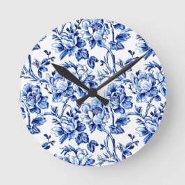 Blue and White Magnolias Toile de Jouy Runde Wanduhr
