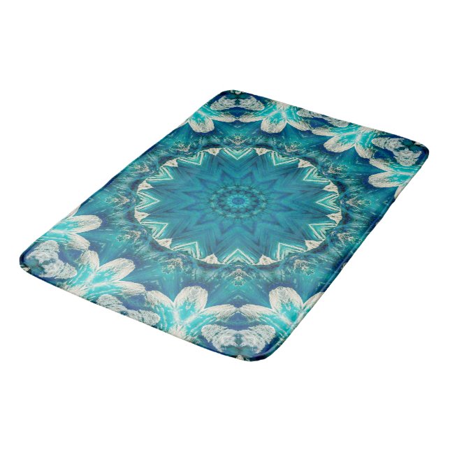 Blue Aqua Mandala Rosette Retro Hippie Badematte (Schrägansicht)