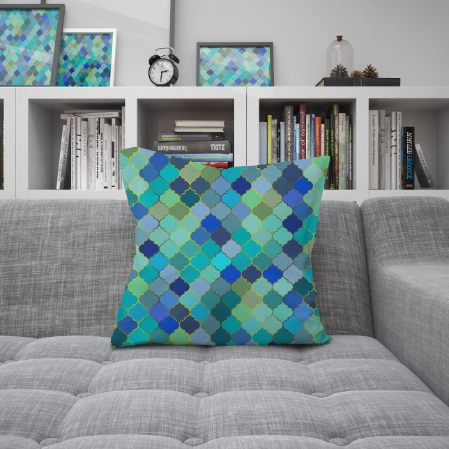 Blue Aqua Moroccan Mosaic Pattern Kissen (Blue Aqua Moroccan Mosaic Pattern Throw Pillow by Looly Elzayat)