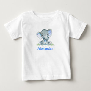 Blue Baby Elephant auf Grünflächen T-shirt