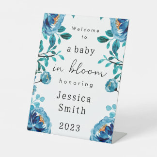 Blue "Baby in Bloom" Willkommensschild Sockelschild