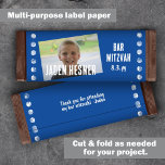 Blue Bar Mitzvah Budget Candy Bar Wrapper<br><div class="desc">Personalisieren Sie Ihr eigenes blaues Bar Mitzvah Schokoladenkorb-Bar oder Konditorei-Paket mit einem personalisierten Papieretikett. Einfach blau-weiß ist das Etikett mit Ihrer eigenen Formulierung attraktiv. Fügen Sie Ihr eigenes Zitat auf der Rückseite für eine abschließende Touch hinzu. Verwenden Sie dieses personalisierte Verpackungs-Etikett für andere Gastgeschenk-Taschen und -Boxen. Ideal für königsblaue oder...</div>