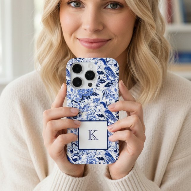 Blue Bird Chinoiserie Monogramm  iPhone Hülle (Von Creator hochgeladen)