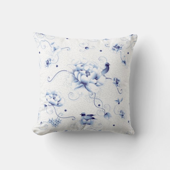 Blue Bird Rose Chinoiserie Kissen (Vorderseite)