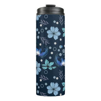 Blue Birds and Floral Harmony Seamless Pattern Thermosbecher