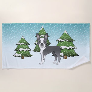 Blue Boston Terrier in einem Winterwald Strandtuch