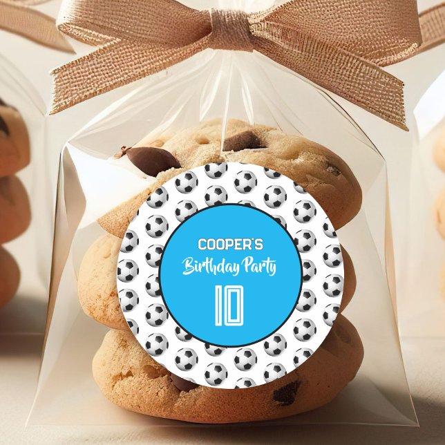 Blue Boy Soccer Birthday Party Runder Aufkleber (Von Creator hochgeladen)