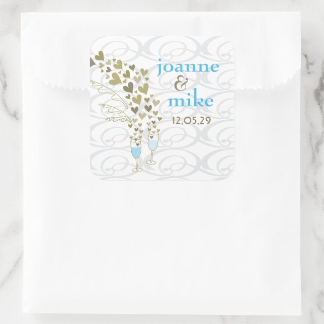 Blue Champagne Cheers & Gold Hearts Chic Wedding Quadratischer Aufkleber (Tasche)