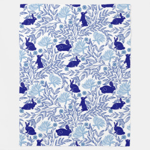 Blue Chinoiserie Rabbit-Elegante Vintages Bunny Fleecedecke