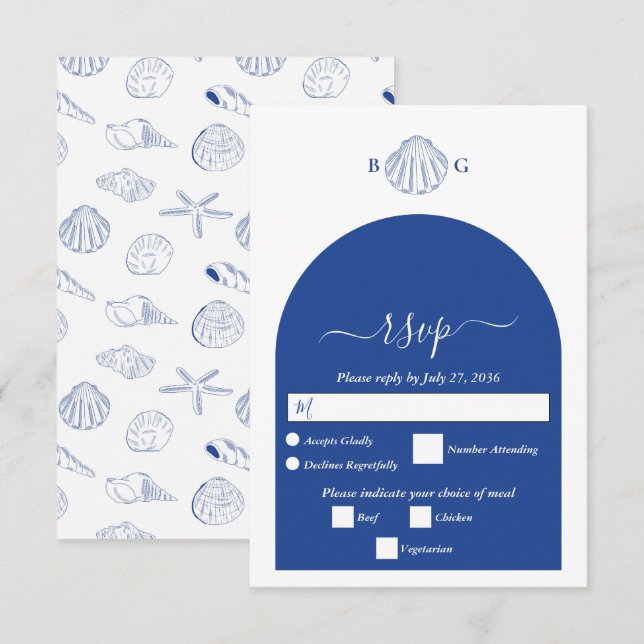Blue Clam Seashells Coastal Seaside Beach Wedding RSVP Karte (Vorne/Hinten)