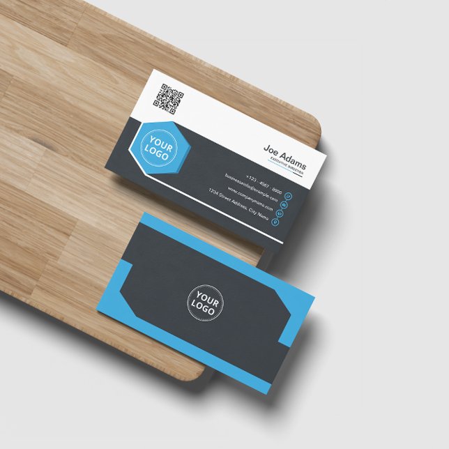 Blue Corporate Beruflich QR Code Scannable Visitenkarte (Von Creator hochgeladen)