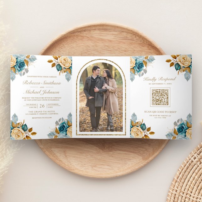 Blue Cream Floral Gold QR Code Foto Hochzeit Dreifach Gefaltete Einladung (Von Creator hochgeladen)