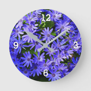 Blue Daisy ähnliche Blume Naturfotografie Runde Wanduhr