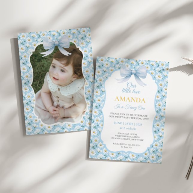 Blue Daisy Blume Extravagant ONE Girl Geburtstag Einladung (Von Creator hochgeladen)