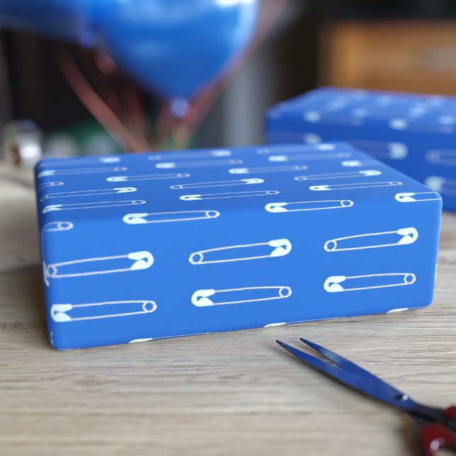 Blue Diaper Button Boy Baby Dusche Packpapier (Von Creator hochgeladen)