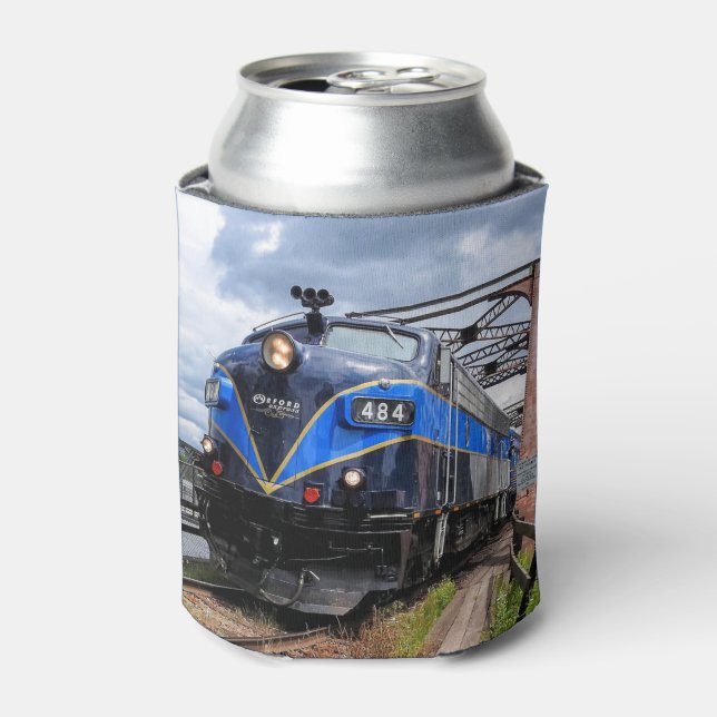 Blue Diesel Motor Lokomotive auf Bridge Railfan Ca Dosenkühler (Kanne Vorderseite)