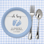Blue Feet Baby Boy Dusche Pappteller<br><div class="desc">Niedliche Teller für Ihre Babydusche mit "oh boy" in einem stilvollen Drehbuch mit Wimpern und einer blauen Wasserfarbe von Babyfüßen. Unterhalb können Sie sich einfach mit Ihrem Namen und Ihrem Duschdatum personalisieren.</div>