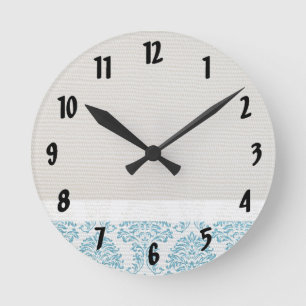 Blue Filigree Damask Monogram, Initial Wall Clock Runde Wanduhr
