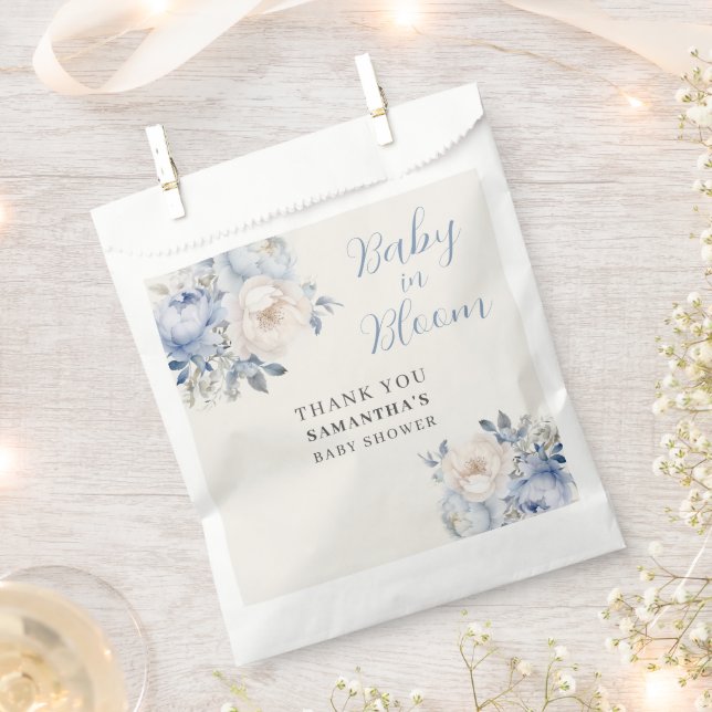 Blue Floral Boy Baby in Blütendusche Geschenktütchen (Ausgeschnitten)