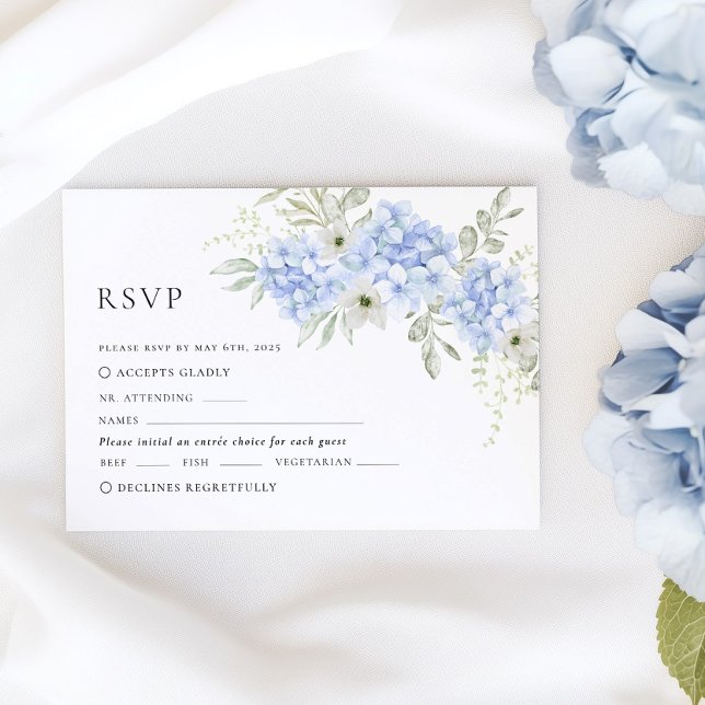 Blue Floral Hydrangea Wedding RSVP Card (Von Creator hochgeladen)