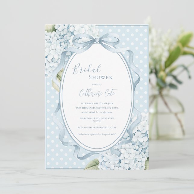 Blue Floral Hydrangeas Whimsical Bridal Shower  Einladung (Stehend Vorderseite)