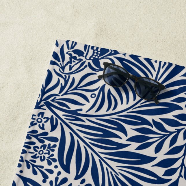 blue floral pattern with diverse leaves & blossoms strandtuch (Beispiel)