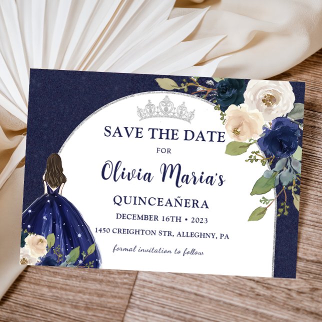 Blue Floral Princess Quinceañera Save the Date (Von Creator hochgeladen)