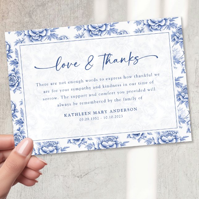 Blue Floral Script Funeral Dankeskarte (Von Creator hochgeladen)