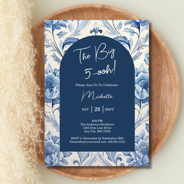 Blue Floral Toile 50. Geburtstag Chinoiserie Einladung (Blue Toile Floral Chinoiserie 50th Birthday Invitation )