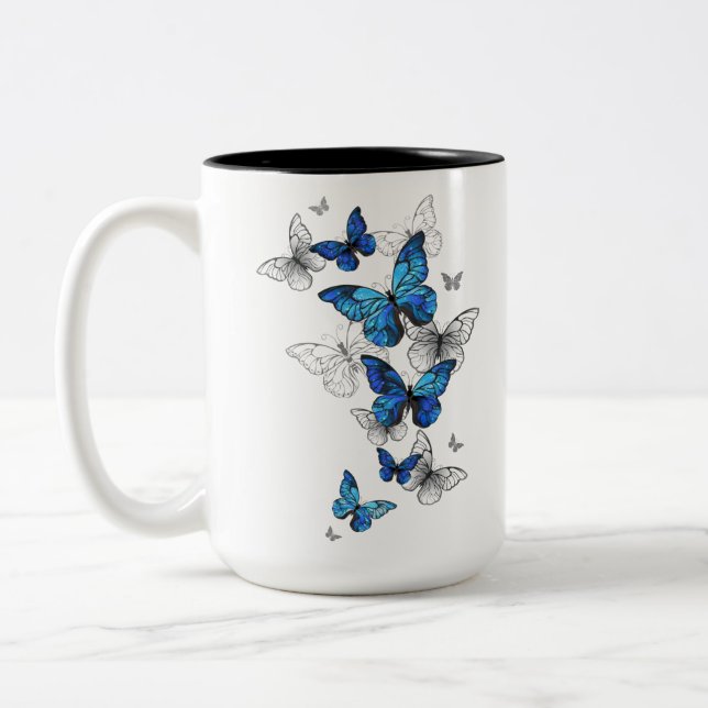 Blue Flying Butterflies Morpho Zweifarbige Tasse (Links)
