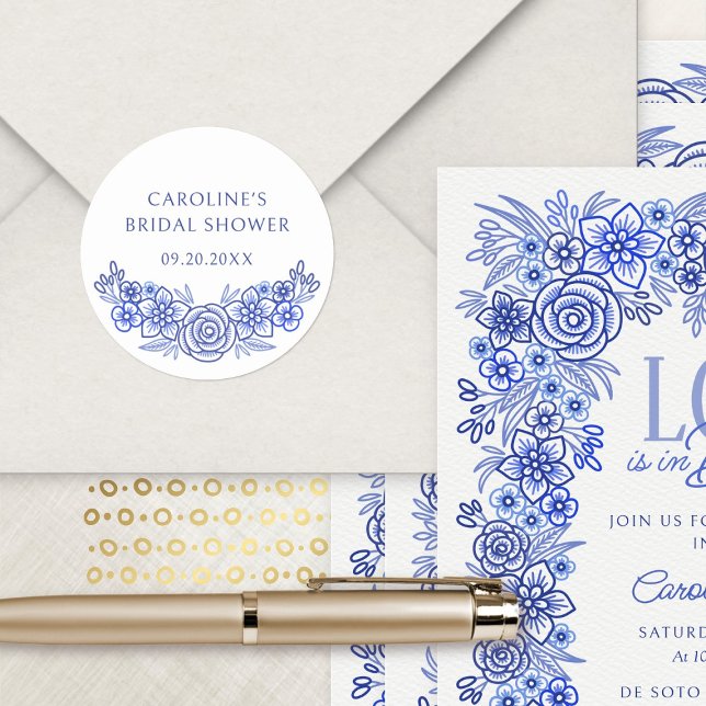 Blue French Floral Brautparty Runder Aufkleber (Von Creator hochgeladen)