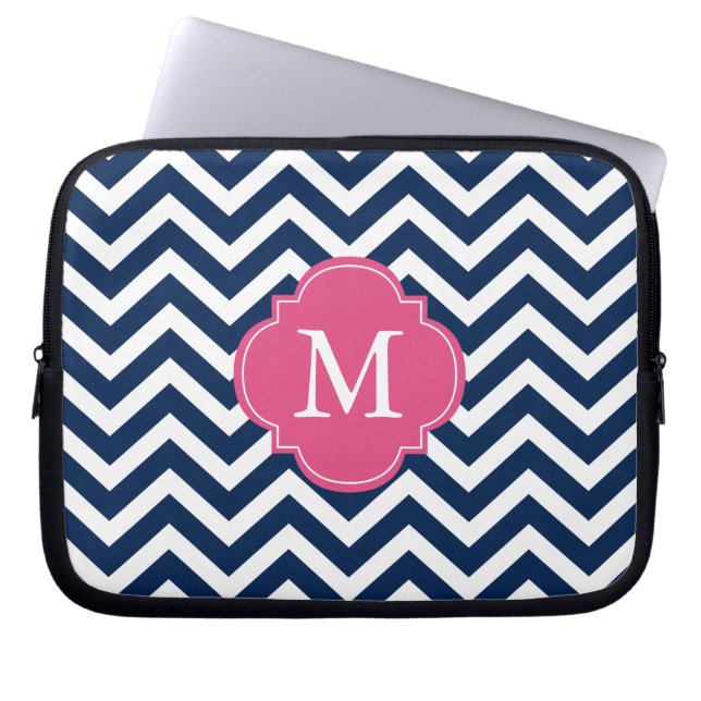 Blue & Fuschia Zigzags Muster Monogram Laptopschutzhülle (Vorderseite)