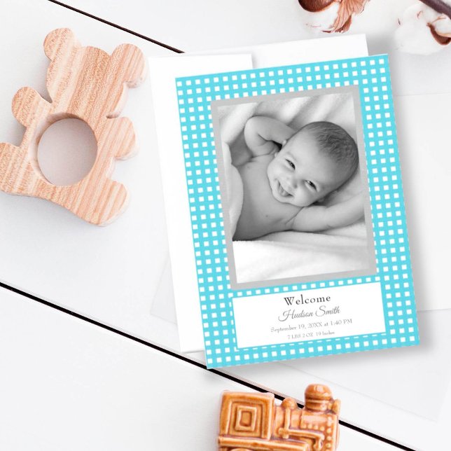 Blue Gingham Baby Boy Announccard Ankündigung (Von Creator hochgeladen)