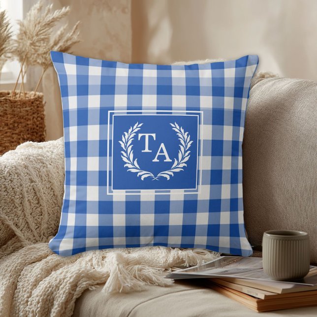 Blue Gingham Monogram Wappen Kissen (Blue Gingham Monogram Crest Throw Pillow)