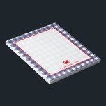 Blue Gingham & Red Crab Personalisiert Notepad Notizblock<br><div class="desc">Ein Notizblock mit blauem Gingham-Hintergrund. Abbildung einer roten Krabbe unten. Personalisieren Sie mit Ihrem Namen unter Krabbe.</div>