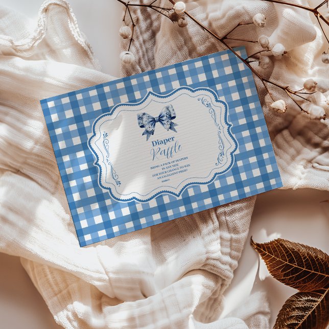 Blue Gingham und Bow Raffle Diapper Begleitkarte (Von Creator hochgeladen)