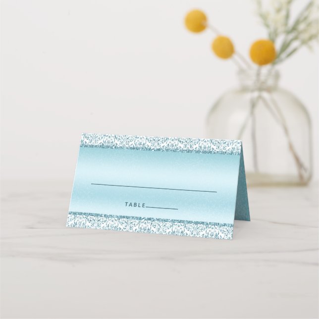 Blue Glam Damask Glitzer Monogram Wedding Platzkarte (Vorderseite)